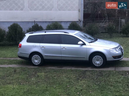 Серый Фольксваген Пассат, объемом двигателя 2 л и пробегом 278 тыс. км за 6250 $, фото 1 на Automoto.ua