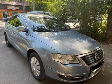 Серый Фольксваген Пассат, объемом двигателя 2 л и пробегом 314 тыс. км за 5750 $, фото 1 на Automoto.ua