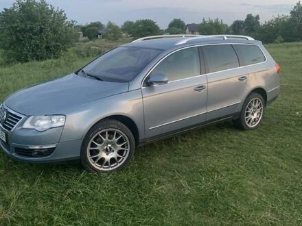 Фольксваген Пассат 2008 у Луцьку на Automoto.ua Сірий Фольксваген Пассат, об'ємом двигуна 2 л та пробігом 280 тис. км за 7800 $, фото 1 на Automoto.ua