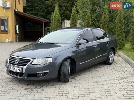 Фольксваген Пассат 2008 в Гусятине на Automoto.ua Серый Фольксваген Пассат, объемом двигателя 1.9 л и пробегом 333 тыс. км за 6999 $, фото 1 на Automoto.ua