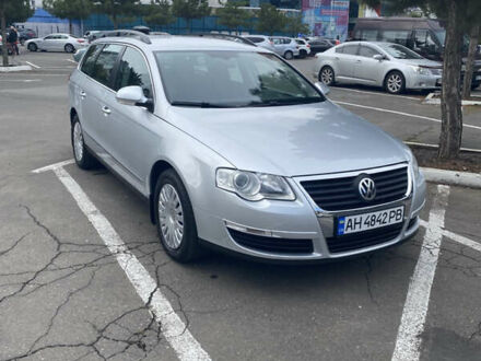 Фольксваген Пассат 2009 у Одесі на Automoto.ua Сірий Фольксваген Пассат, об'ємом двигуна 1.4 л та пробігом 182 тис. км за 8200 $, фото 1 на Automoto.ua