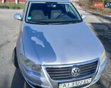 Фольксваген Пассат 2009 в Броварах на Automoto.ua Серый Фольксваген Пассат, объемом двигателя 2 л и пробегом 329 тыс. км за 7000 $, фото 1 на Automoto.ua