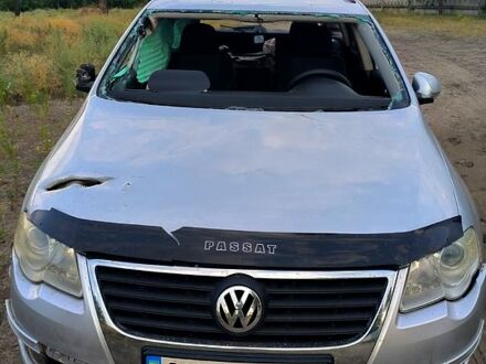 Фольксваген Пассат 2009 в Краматорске на Automoto.ua Серый Фольксваген Пассат, объемом двигателя 2 л и пробегом 256 тыс. км за 3970 $, фото 1 на Automoto.ua