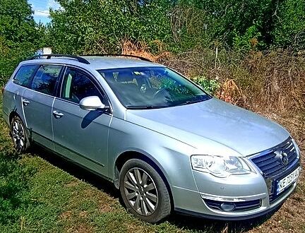 Сірий Фольксваген Пассат, об'ємом двигуна 1.8 л та пробігом 230 тис. км за 7000 $, фото 1 на Automoto.ua