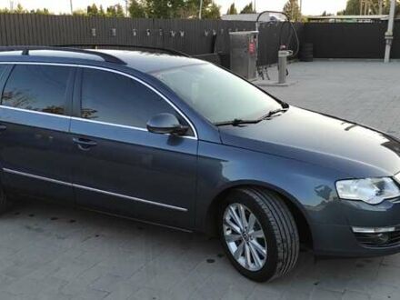 Сірий Фольксваген Пассат, об'ємом двигуна 1.6 л та пробігом 262 тис. км за 7000 $, фото 1 на Automoto.ua
