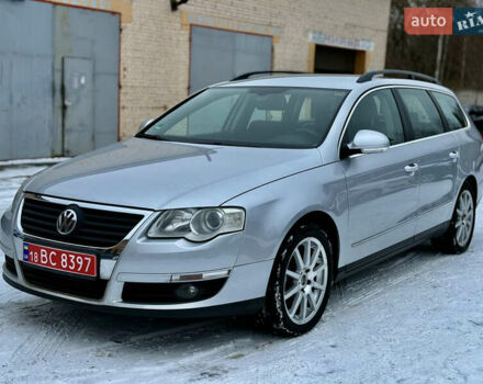 Серый Фольксваген Пассат, объемом двигателя 1.4 л и пробегом 192 тыс. км за 5999 $, фото 1 на Automoto.ua