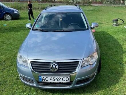 Фольксваген Пассат 2009 в Шацке на Automoto.ua Серый Фольксваген Пассат, объемом двигателя 1.8 л и пробегом 237 тыс. км за 5500 $, фото 1 на Automoto.ua