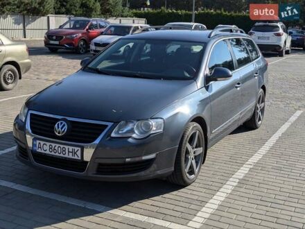 Сірий Фольксваген Пассат, об'ємом двигуна 1.6 л та пробігом 235 тис. км за 5900 $, фото 1 на Automoto.ua