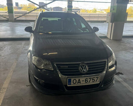 Серый Фольксваген Пассат, объемом двигателя 0 л и пробегом 385 тыс. км за 4243 $, фото 1 на Automoto.ua