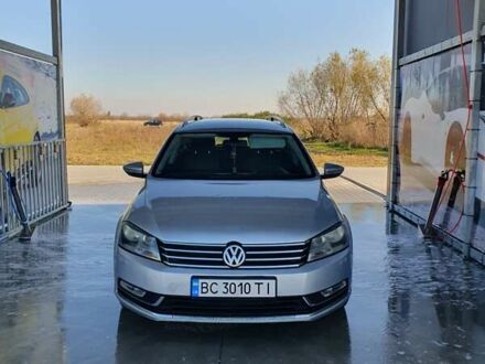 Сірий Фольксваген Пассат, об'ємом двигуна 2 л та пробігом 303 тис. км за 8500 $, фото 1 на Automoto.ua