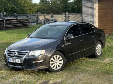 Фольксваген Пассат 2010 в Сарнах на Automoto.ua Серый Фольксваген Пассат, объемом двигателя 0 л и пробегом 216 тыс. км за 6550 $, фото 1 на Automoto.ua