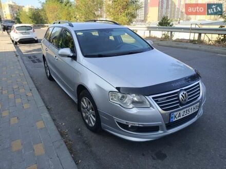 Фольксваген Пассат 2010 в Киеве на Automoto.ua Серый Фольксваген Пассат, объемом двигателя 1.6 л и пробегом 423 тыс. км за 7300 $, фото 1 на Automoto.ua