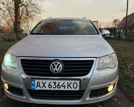Серый Фольксваген Пассат, объемом двигателя 1.6 л и пробегом 250 тыс. км за 5800 $, фото 1 на Automoto.ua