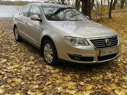 Серый Фольксваген Пассат, объемом двигателя 1.8 л и пробегом 326 тыс. км за 6700 $, фото 1 на Automoto.ua