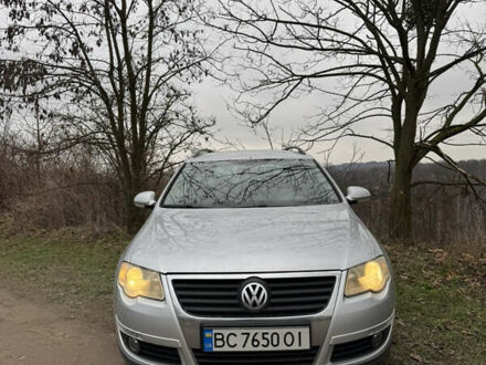 Серый Фольксваген Пассат, объемом двигателя 1.6 л и пробегом 224 тыс. км за 7200 $, фото 1 на Automoto.ua