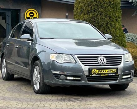 Серый Фольксваген Пассат, объемом двигателя 1.8 л и пробегом 262 тыс. км за 6300 $, фото 1 на Automoto.ua