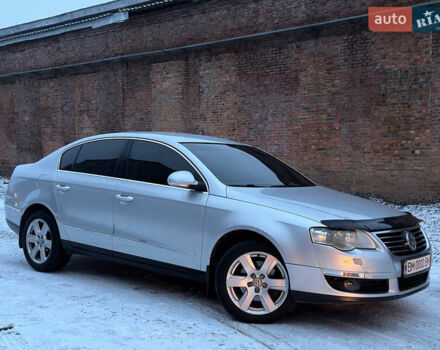 Сірий Фольксваген Пассат, об'ємом двигуна 1.8 л та пробігом 193 тис. км за 5999 $, фото 1 на Automoto.ua