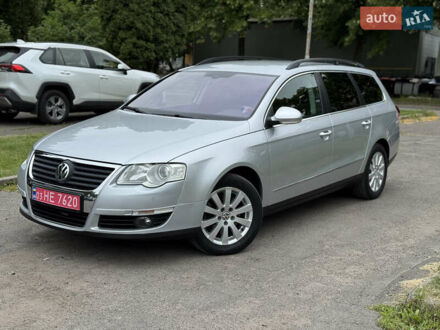 Сірий Фольксваген Пассат, об'ємом двигуна 2 л та пробігом 236 тис. км за 8800 $, фото 1 на Automoto.ua