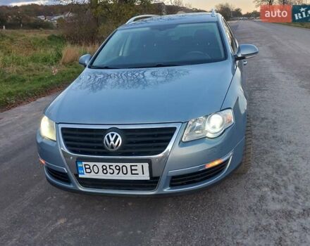 Серый Фольксваген Пассат, объемом двигателя 1.6 л и пробегом 350 тыс. км за 6199 $, фото 1 на Automoto.ua