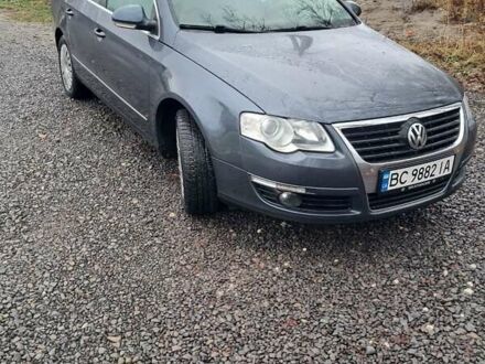 Серый Фольксваген Пассат, объемом двигателя 1.6 л и пробегом 232 тыс. км за 8136 $, фото 1 на Automoto.ua