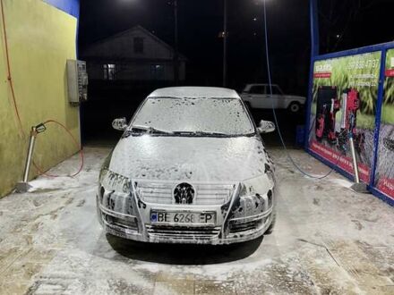 Сірий Фольксваген Пассат, об'ємом двигуна 1.97 л та пробігом 285 тис. км за 8400 $, фото 1 на Automoto.ua