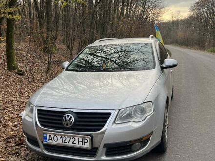 Фольксваген Пассат 2010 в Ужгороде на Automoto.ua Серый Фольксваген Пассат, объемом двигателя 1.97 л и пробегом 323 тыс. км за 8500 $, фото 1 на Automoto.ua