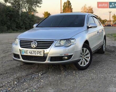 Сірий Фольксваген Пассат, об'ємом двигуна 1.97 л та пробігом 288 тис. км за 8200 $, фото 1 на Automoto.ua