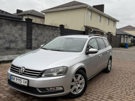 Серый Фольксваген Пассат, объемом двигателя 1.97 л и пробегом 299 тыс. км за 8700 $, фото 1 на Automoto.ua