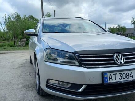 Фольксваген Пассат 2011 в Рогатине на Automoto.ua Серый Фольксваген Пассат, объемом двигателя 1.97 л и пробегом 293 тыс. км за 9100 $, фото 1 на Automoto.ua