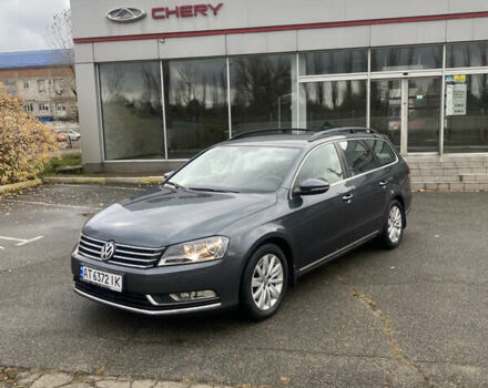 Серый Фольксваген Пассат, объемом двигателя 1.6 л и пробегом 294 тыс. км за 8200 $, фото 1 на Automoto.ua