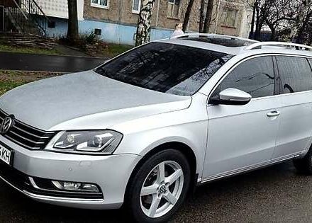 Серый Фольксваген Пассат, объемом двигателя 1.4 л и пробегом 280 тыс. км за 10500 $, фото 1 на Automoto.ua