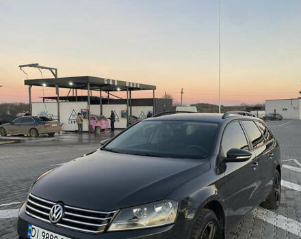 Серый Фольксваген Пассат, объемом двигателя 1.6 л и пробегом 309 тыс. км за 7200 $, фото 1 на Automoto.ua