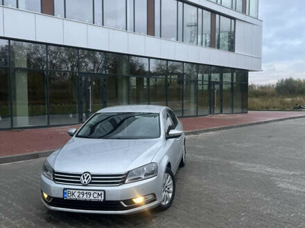 Серый Фольксваген Пассат, объемом двигателя 1.97 л и пробегом 265 тыс. км за 10750 $, фото 1 на Automoto.ua