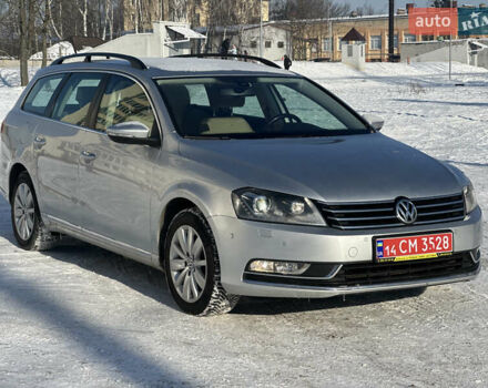 Серый Фольксваген Пассат, объемом двигателя 2 л и пробегом 236 тыс. км за 11950 $, фото 1 на Automoto.ua