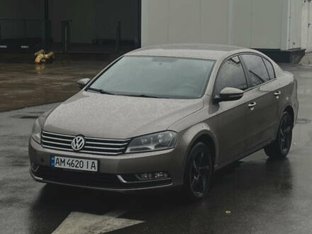 Серый Фольксваген Пассат, объемом двигателя 1.97 л и пробегом 238 тыс. км за 8700 $, фото 1 на Automoto.ua