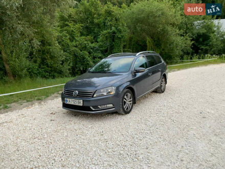 Серый Фольксваген Пассат, объемом двигателя 2 л и пробегом 317 тыс. км за 11500 $, фото 1 на Automoto.ua