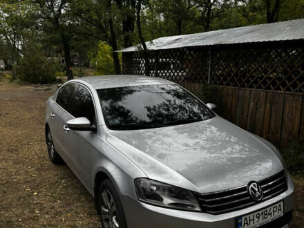 Фольксваген Пассат 2011 в Краматорске на Automoto.ua Серый Фольксваген Пассат, объемом двигателя 1.8 л и пробегом 207 тыс. км за 10500 $, фото 1 на Automoto.ua