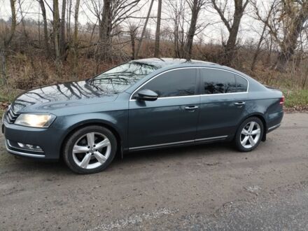 Серый Фольксваген Пассат, объемом двигателя 2 л и пробегом 269 тыс. км за 9000 $, фото 1 на Automoto.ua