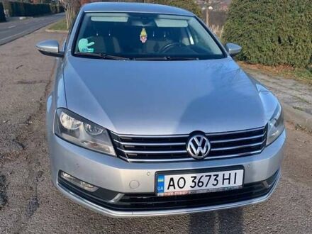 Фольксваген Пассат 2011 в Мукачеве на Automoto.ua Серый Фольксваген Пассат, объемом двигателя 1.8 л и пробегом 234 тыс. км за 10300 $, фото 1 на Automoto.ua