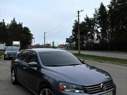 Фольксваген Пассат 2011 в Кропивницком (Кировограде) на Automoto.ua Серый Фольксваген Пассат, объемом двигателя 2.5 л и пробегом 170 тыс. км за 9800 $, фото 1 на Automoto.ua
