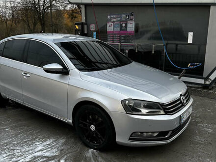 Серый Фольксваген Пассат, объемом двигателя 1.97 л и пробегом 319 тыс. км за 9700 $, фото 1 на Automoto.ua