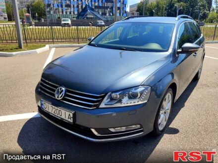 Серый Фольксваген Пассат, объемом двигателя 1.6 л и пробегом 219 тыс. км за 8700 $, фото 1 на Automoto.ua