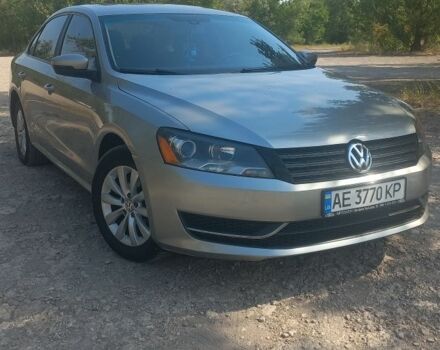 Серый Фольксваген Пассат, объемом двигателя 2.5 л и пробегом 190 тыс. км за 11693 $, фото 1 на Automoto.ua