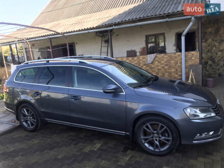 Серый Фольксваген Пассат, объемом двигателя 1.6 л и пробегом 270 тыс. км за 8800 $, фото 1 на Automoto.ua