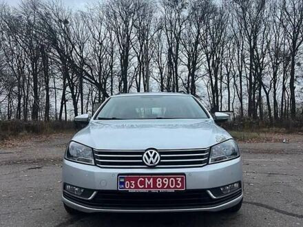 Серый Фольксваген Пассат, объемом двигателя 2 л и пробегом 297 тыс. км за 10599 $, фото 1 на Automoto.ua