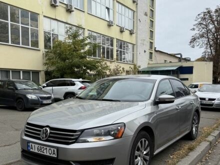 Серый Фольксваген Пассат, объемом двигателя 2.5 л и пробегом 218 тыс. км за 8250 $, фото 1 на Automoto.ua