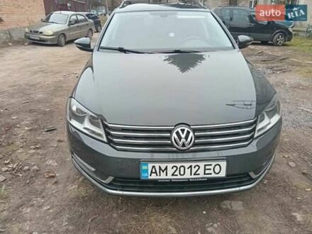 Фольксваген Пассат 2012 в Хмельнике на Automoto.ua Серый Фольксваген Пассат, объемом двигателя 1.97 л и пробегом 282 тыс. км за 10500 $, фото 1 на Automoto.ua