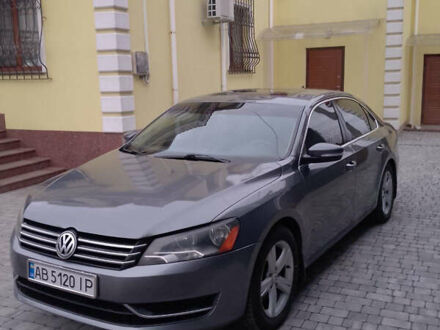 Серый Фольксваген Пассат, объемом двигателя 2.5 л и пробегом 290 тыс. км за 8700 $, фото 1 на Automoto.ua