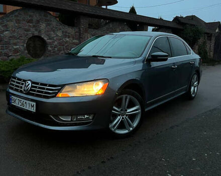 Сірий Фольксваген Пассат, об'ємом двигуна 2 л та пробігом 180 тис. км за 12200 $, фото 1 на Automoto.ua