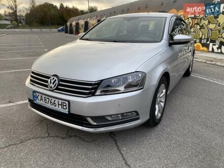 Сірий Фольксваген Пассат, об'ємом двигуна 1.6 л та пробігом 323 тис. км за 8000 $, фото 1 на Automoto.ua